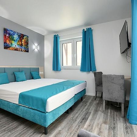 City-Hotel Zuffenhausen - Apartments Estugarda Exterior foto
